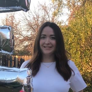 Meet your Posher, Stella